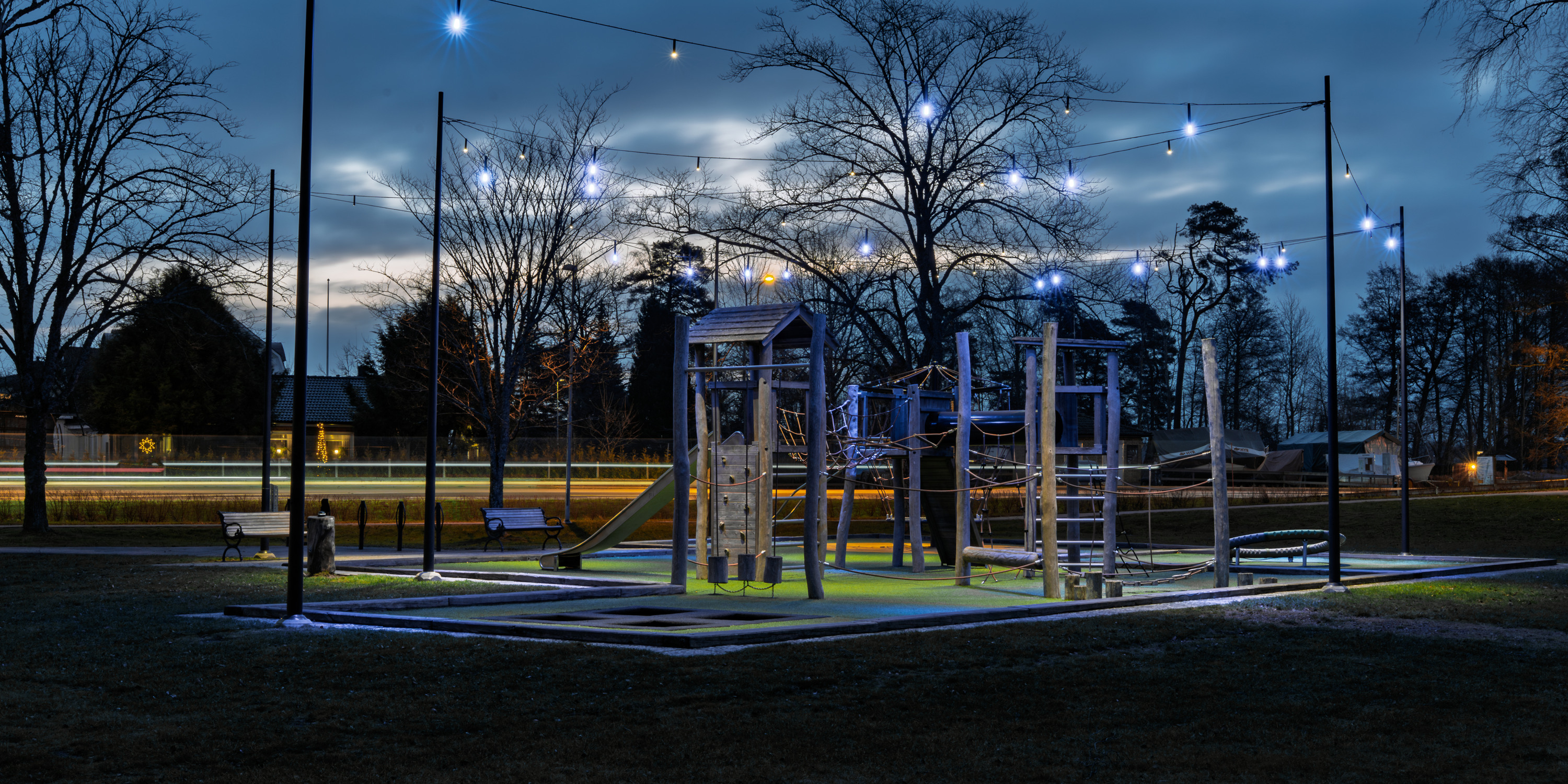 Belyst lekplats i Karlsborg