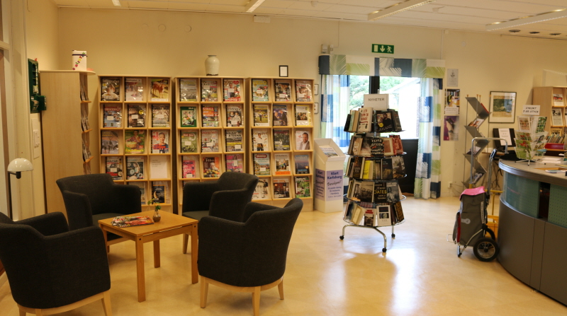 Karlsborgs bibliotek tidskriftshörnan